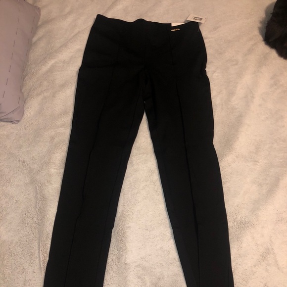 Anne Klein Black High Waisted Leggings - Size 2 - Picture 2 of 6